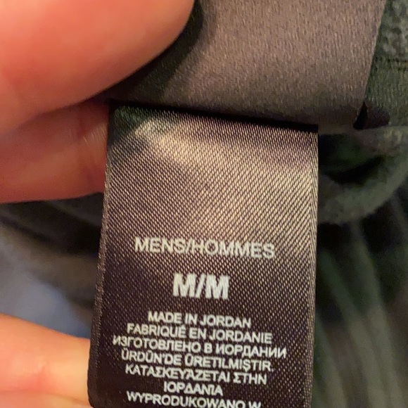 The North Face grey pullover Men’s Medium sweater​ - Picture 7 of 9